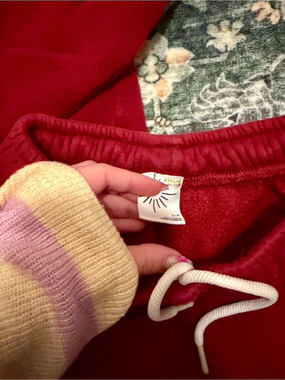 Aerie Offline Cloud Fleece Sweatshirt and Jogger Set - Picture 3 of 5